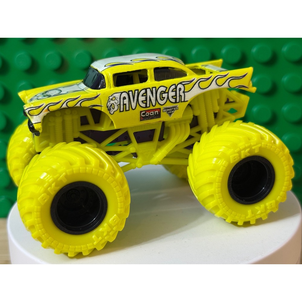 Monster Jam Avenger Monster Truck Yellow 1:64 Scale Die-Cast BKT Tires